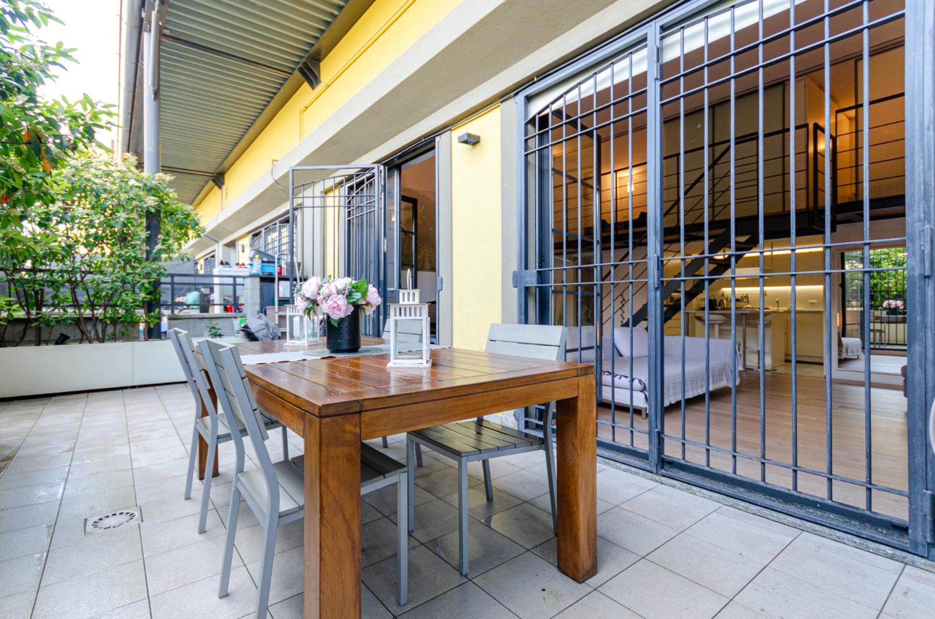 Vivimihome Loft Su Due Livelli Con Terrazzo Milano Exteriör bild